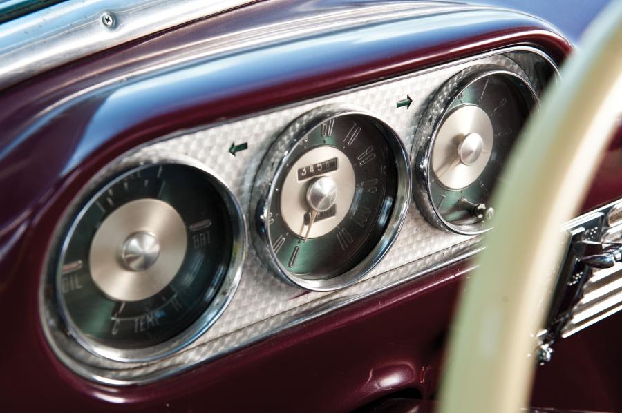  Packard Caribbean Convertible Narrow 1953 года  (фото 5 из 20)